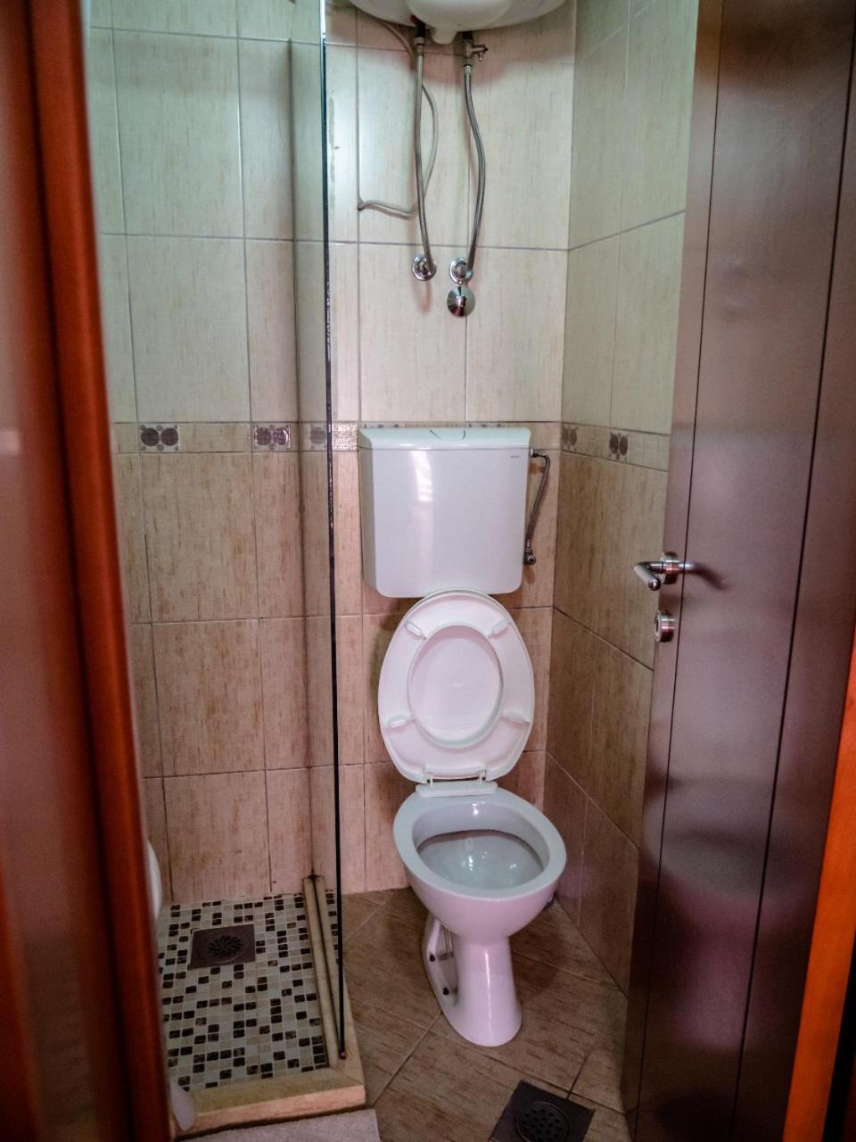 Apartments Bonita Ulcinj Bagian luar foto
