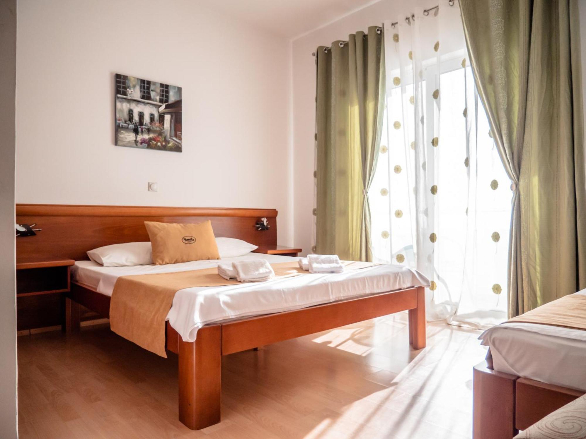 Apartments Bonita Ulcinj Bagian luar foto
